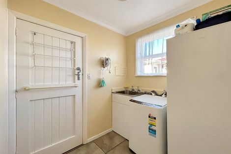Photo of property in 24 Elizabeth Street, Levin, 5510