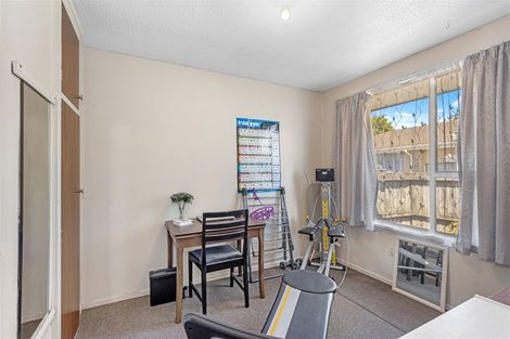 Photo of property in 47 Chipping Lane, Redwood, Christchurch, 8051
