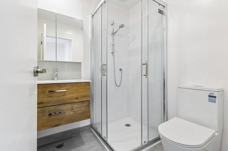 Photo of property in 1/478 West Coast Road, Glen Eden, Auckland, 0602