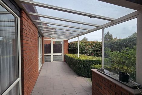 Photo of property in 72 Blighs Road, Strowan, Christchurch, 8052