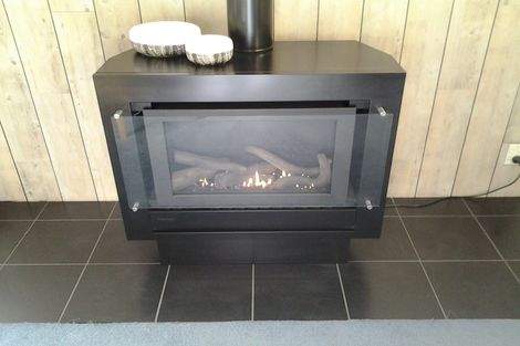 Photo of property in 84a Endeavour Street, Lyall Bay, Wellington, 6022