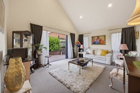Photo of property in 37 Starlight Cove, Hobsonville, Auckland, 0618