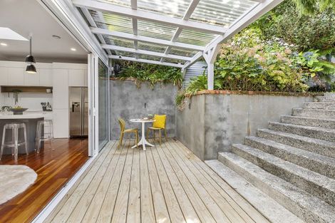 Photo of property in 55 Mckinley Crescent, Brooklyn, Wellington, 6021