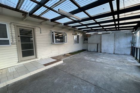 Photo of property in 53 Routley Drive, Glen Eden, Auckland, 0602