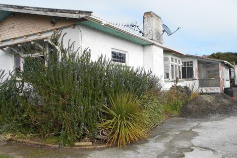 Photo of property in 18 Alberta Road, Glen Avon, New Plymouth, 4312