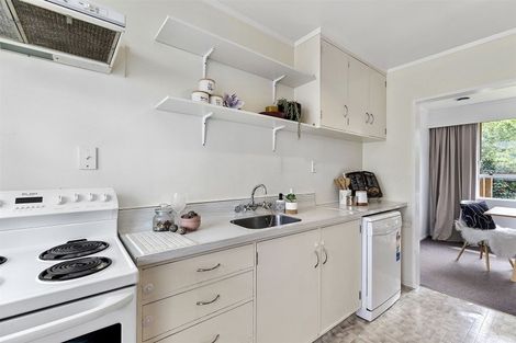 Photo of property in 42a Hicks Close, Whitby, Porirua, 5024