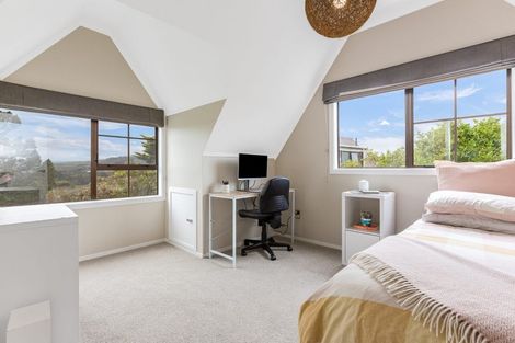 Photo of property in 1 Underwood Way, Churton Park, Wellington, 6037