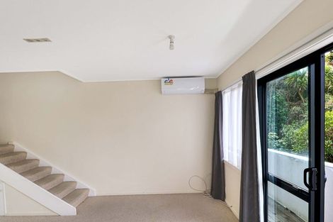 Photo of property in 7u4 Raroa Road, Kelburn, Wellington, 6012