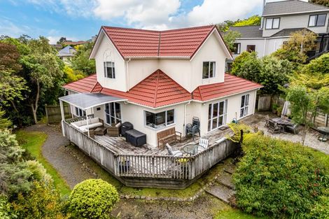 Photo of property in 21 Saunders Close, Whitby, Porirua, 5024