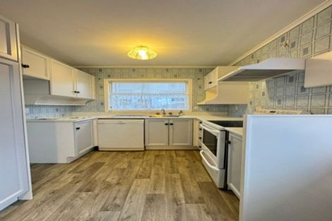 Photo of property in 18 Tomlinson Street, Hillpark, Auckland, 2102