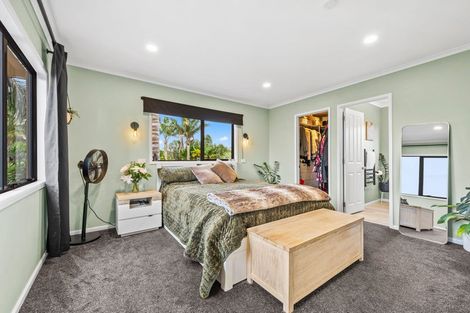 Photo of property in 381 Cove Road, Waipu, 0582