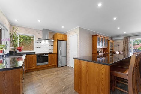 Photo of property in 9 Keywella Drive, Conifer Grove, Takanini, 2112