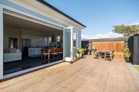 Photo of property in 2 Adelaide Street, Petone, Lower Hutt, 5012