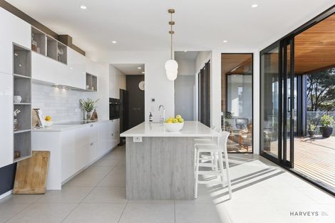 Photo of property in 182 Scenic Drive, Titirangi, Auckland, 0604