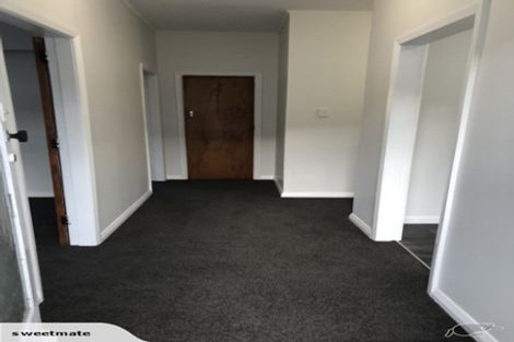 Photo of property in 33 Hindmarsh Street, Johnsonville, Wellington, 6037