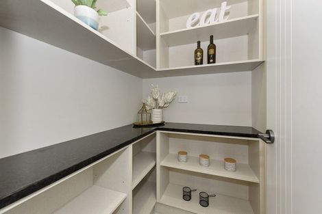 Photo of property in 5 Maanihi Drive, Rototuna North, Hamilton, 3210