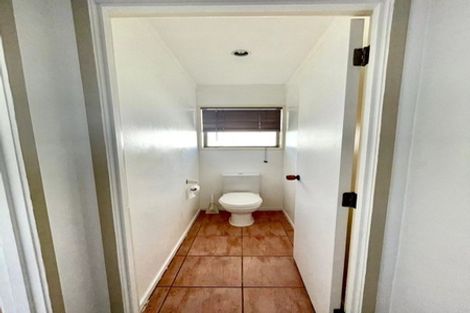 Photo of property in 315 Bucklands Beach Road, Bucklands Beach, Auckland, 2012