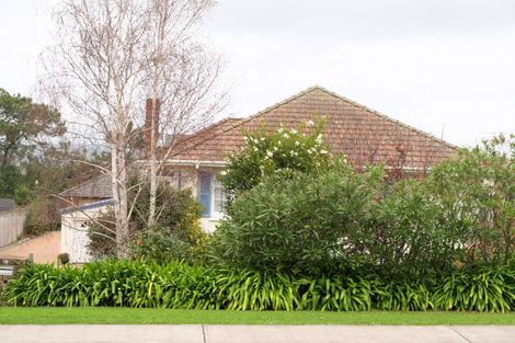 Photo of property in 15 Cockle Bay Road, Cockle Bay, Auckland, 2014