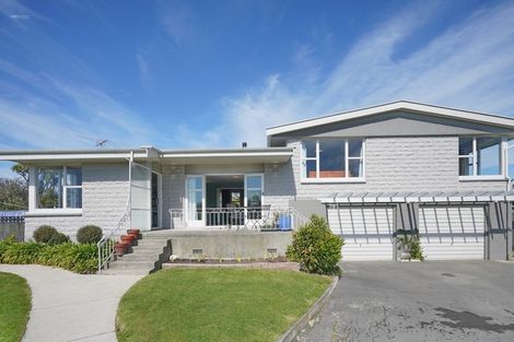 Photo of property in 3 Fraser Place, Rangiora, 7400