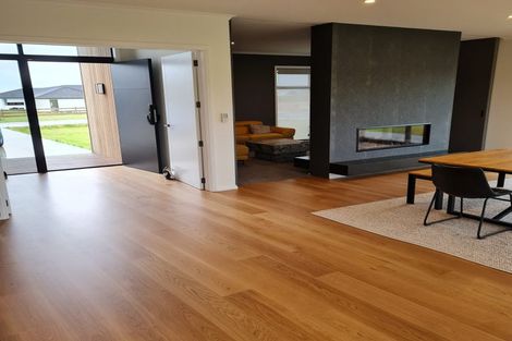Photo of property in 7 Ribbonwood Lane, Kinloch, 3377