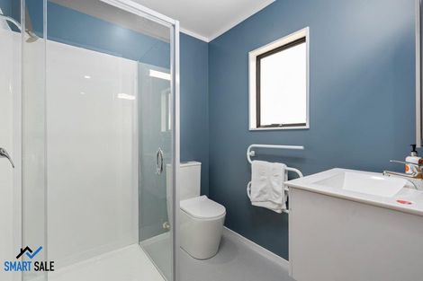 Photo of property in 19a Reid Road, New Lynn, Auckland, 0600