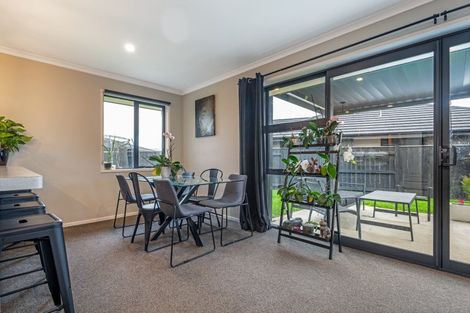 Photo of property in 11 Pearl Grove, Ashhurst, 4810