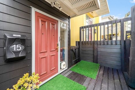 Photo of property in 15 Marjory Close, Broadmeadows, Wellington, 6035