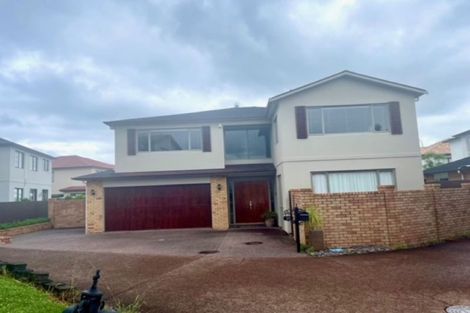 Photo of property in 28 Kaseng Place, East Tamaki Heights, Auckland, 2016