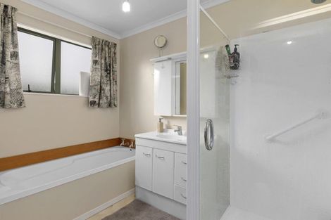 Photo of property in 5a Massey Street, Elderslea, Upper Hutt, 5018