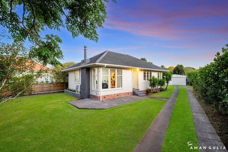 Photo of property in 18 Durham Street, Te Atatu Peninsula, Auckland, 0610