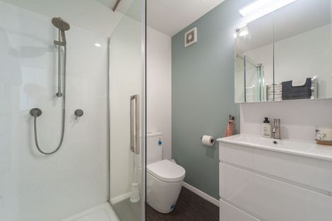 Photo of property in 120 Ohiro Road, Brooklyn, Wellington, 6021