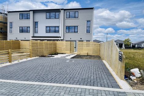 Photo of property in 19 Auranga Drive, Karaka, Papakura, 2113