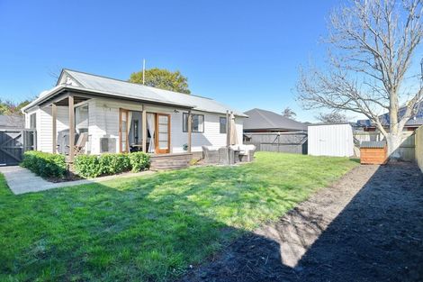 Photo of property in 10 Grenville Street, Waltham, Christchurch, 8011