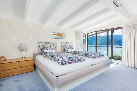 Photo of property in 259 Queen Charlotte Drive, Havelock, 7281