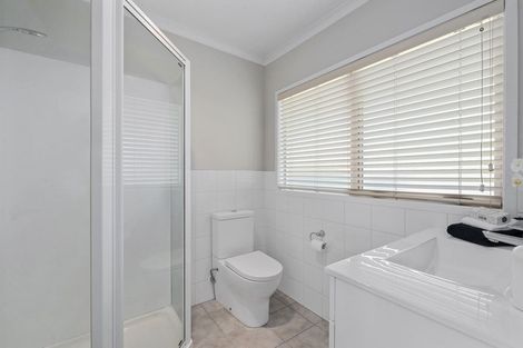 Photo of property in 43 Kristin Lane, Albany, Auckland, 0632