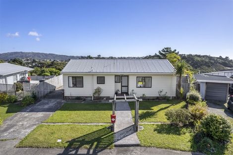 Photo of property in 17 The Bollard, Whitby, Porirua, 5024