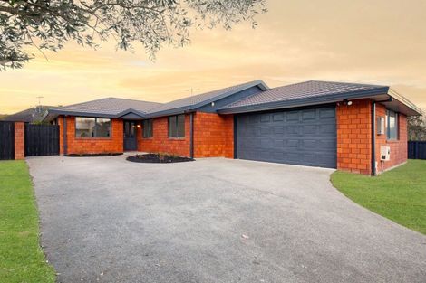 Photo of property in 5 Chancery Close, Hamilton East, Hamilton, 3216