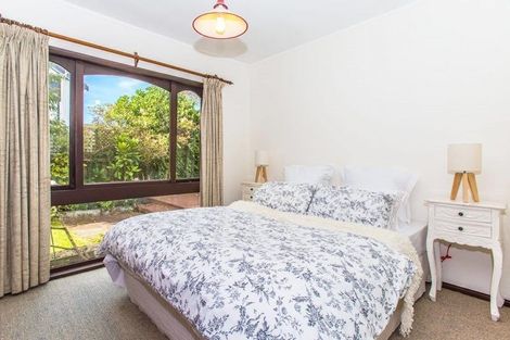 Photo of property in 349 East Coast Road, Mairangi Bay, Auckland, 0630