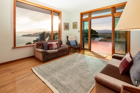 Photo of property in 142 Grafton Road, Roseneath, Wellington, 6011