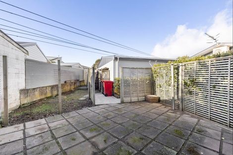 Photo of property in 6 Waltham Court, Cloverlea, Palmerston North, 4412