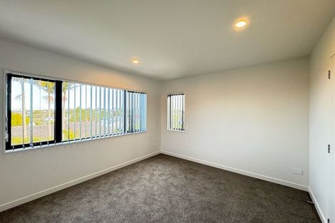 Photo of property in 40b Knightsbridge Drive, Forrest Hill, 0620