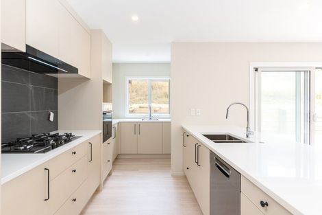 Photo of property in 7 Swinton Place, Churton Park, Wellington, 6037