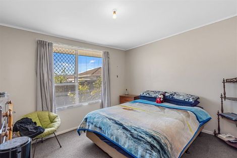 Photo of property in 47 Chipping Lane, Redwood, Christchurch, 8051