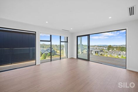 Photo of property in 35 Kikorangi Drive, Wainui, Silverdale, 0992