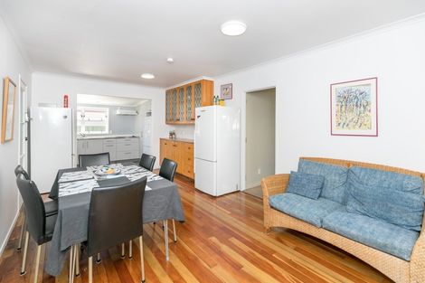 Photo of property in 6 Littler Place, Hamilton East, Hamilton, 3216