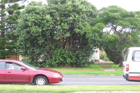 Photo of property in 207 Ti Rakau Drive, Pakuranga Heights, Auckland, 2010