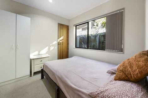 Photo of property in 2/27 Rata Street, New Lynn, Auckland, 0600