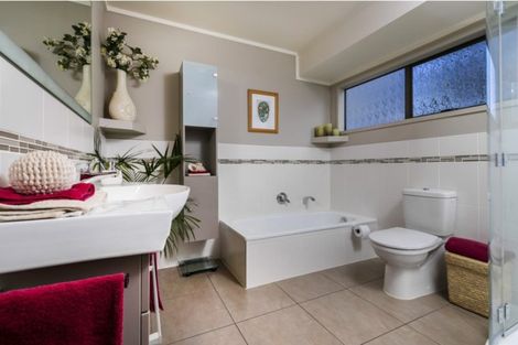 Photo of property in 193 Glamorgan Drive, Torbay, Auckland, 0630