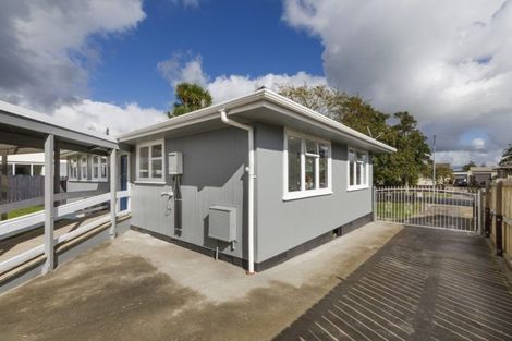 Photo of property in 42 Robinson Crescent, Westbrook, Palmerston North, 4412