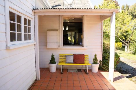 Photo of property in 2 Rose Street, Waipawa, 4210